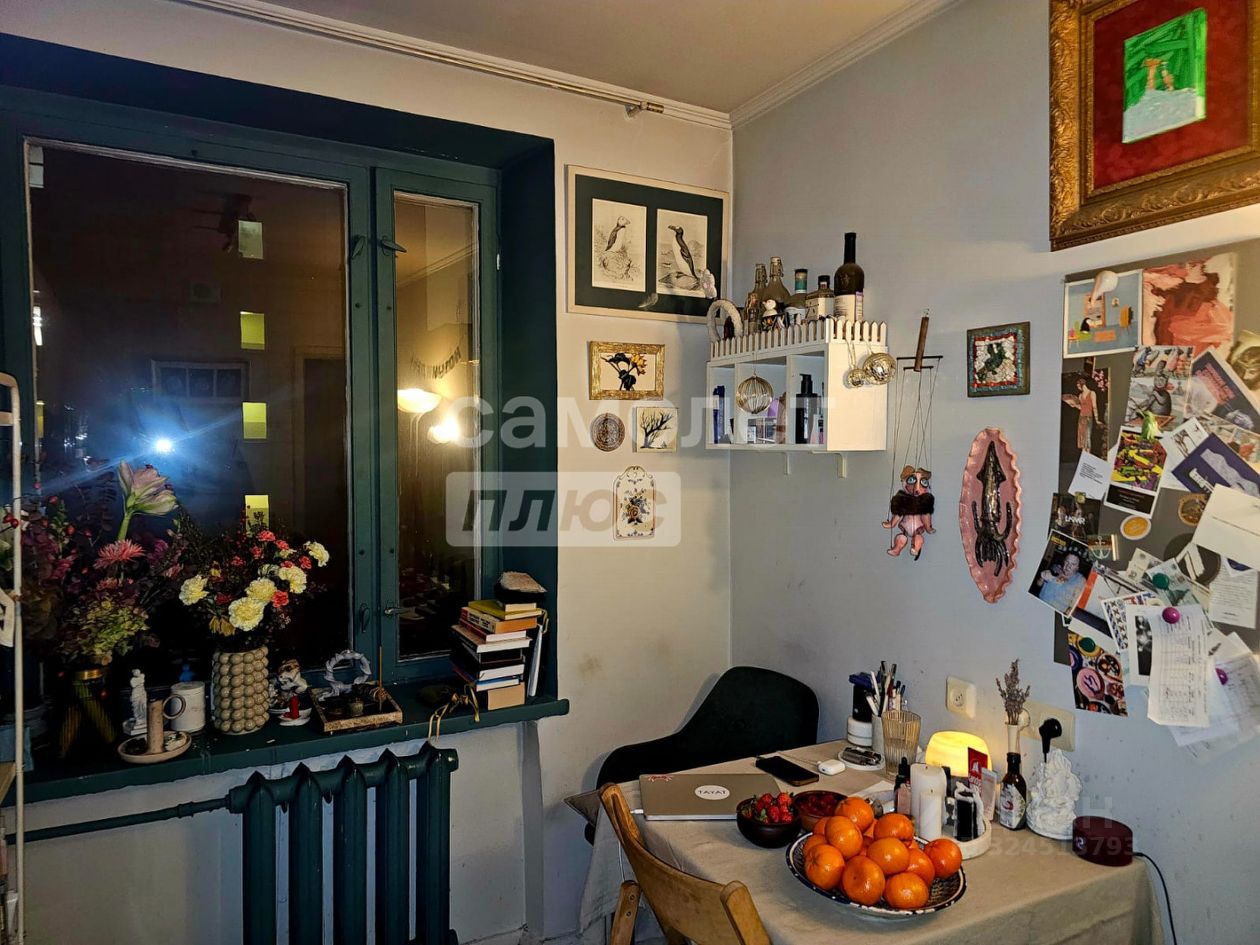 Продажа 2-комн квартиры на вторичном рынке Средний Каретный переулок, 6/9