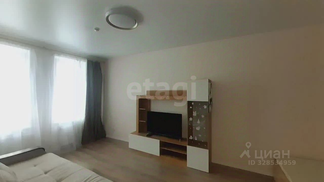 Продажа 1-комн квартиры на вторичном рынке улица Уточкина, 8к2