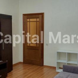 Продажа 1-комн квартиры на вторичном рынке Лухмановская улица,  д. 13