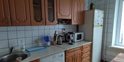 3-комн квартира ул Лескова,  д. 25