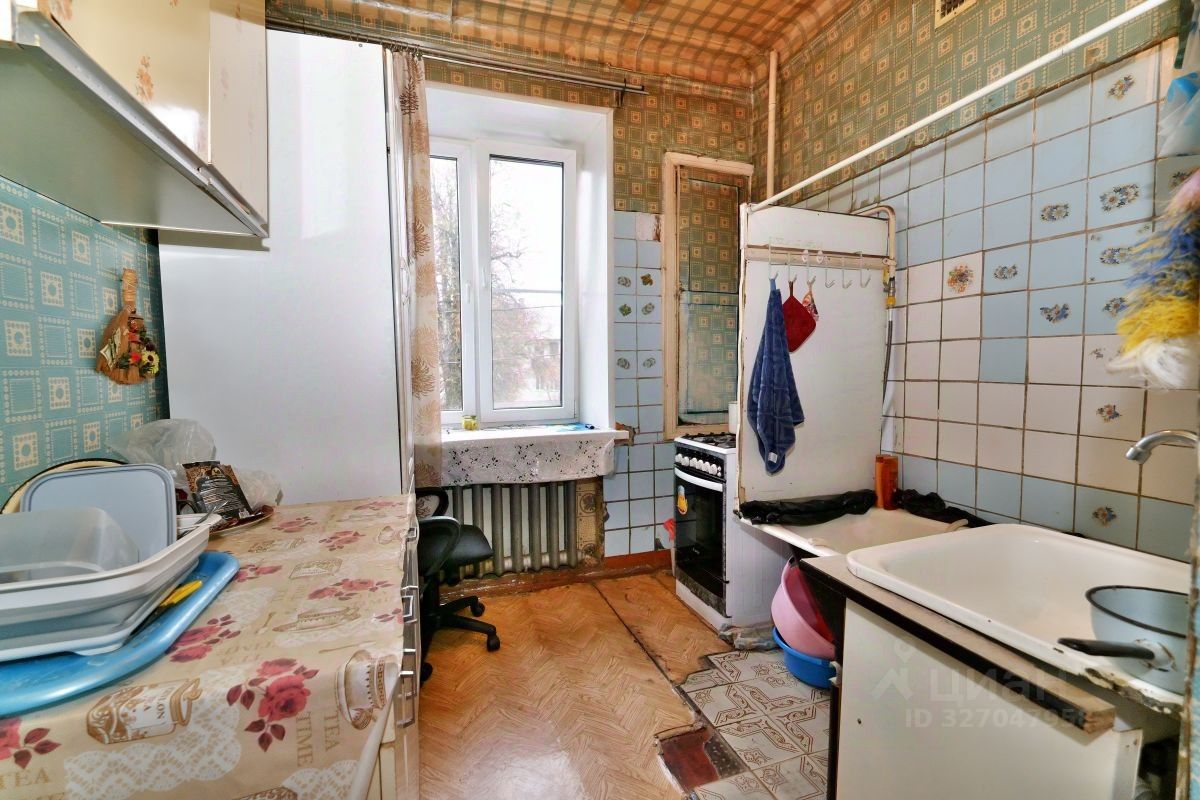 Продажа 3-комн квартиры на вторичном рынке Павловский Посад, улица Орджоникидзе, 13