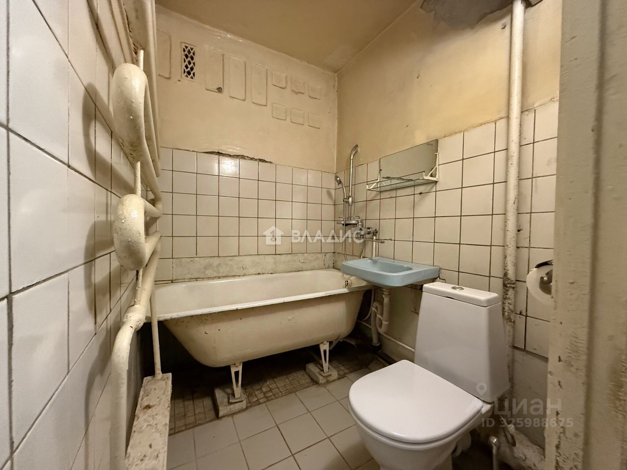 Продажа 2-комн квартиры на вторичном рынке Москворецкий мкр, улица Спартака,  д. 16