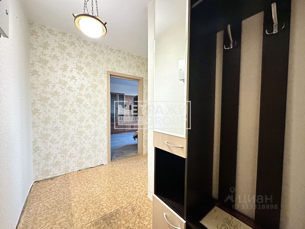 Продажа 1-комн квартиры на вторичном рынке Королев, проспект Космонавтов, 27а