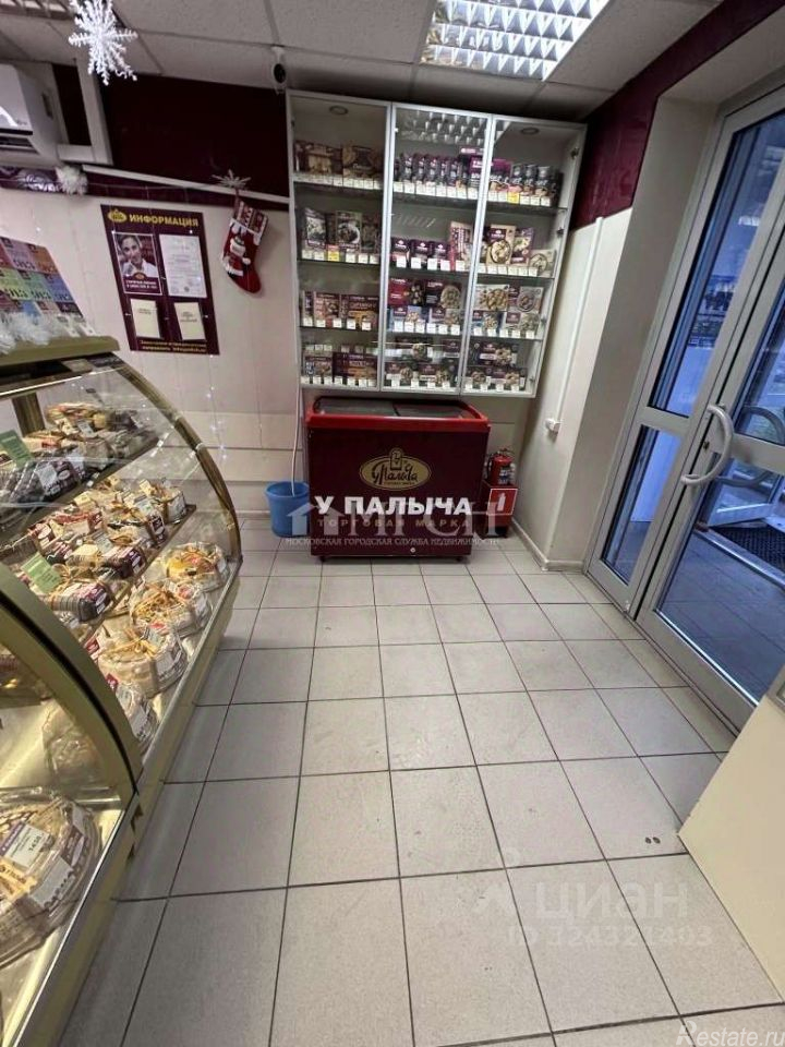 Аренда торгового помещения ул Красного Маяка,  д. 1,  к. 1