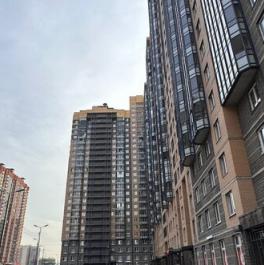 Продажа 3-комн квартиры на вторичном рынке ул Фёдора Абрамова,  д. 16,  к. 1