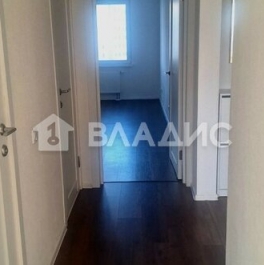 Продажа 2-комн квартиры на вторичном рынке Пейзажная улица,  д. 24 к1