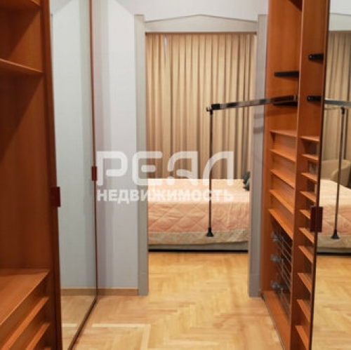 3-комн квартира Каменноостровский пр-кт,  д. 67