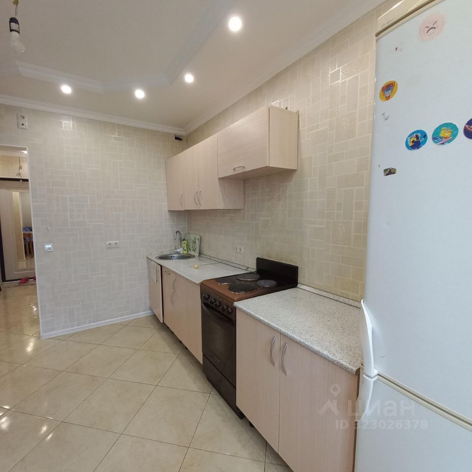 Продажа 1-комн квартиры на вторичном рынке Новые Островцы мкр, д. Островцы, улица Баулинская, 13