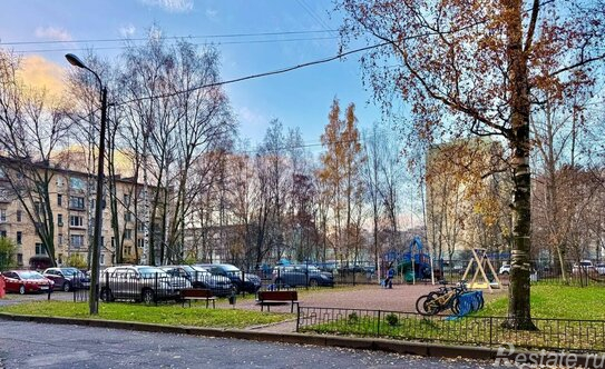 Продажа 2-комн квартиры на вторичном рынке Ветеранов пр-кт