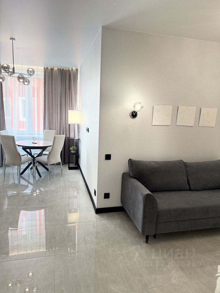 Аренда 2-комн квартиры на вторичном рынке улица Анны Ахматовой, 11к3