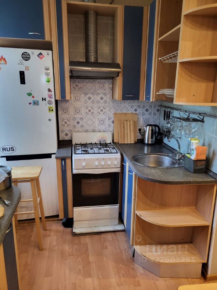 Продажа 2-комн квартиры на вторичном рынке Лермонтовский проспект, 23