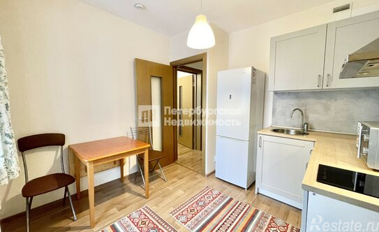 Продажа 1-комн квартиры на вторичном рынке Парашютная ул,  д. 61,  к. 3