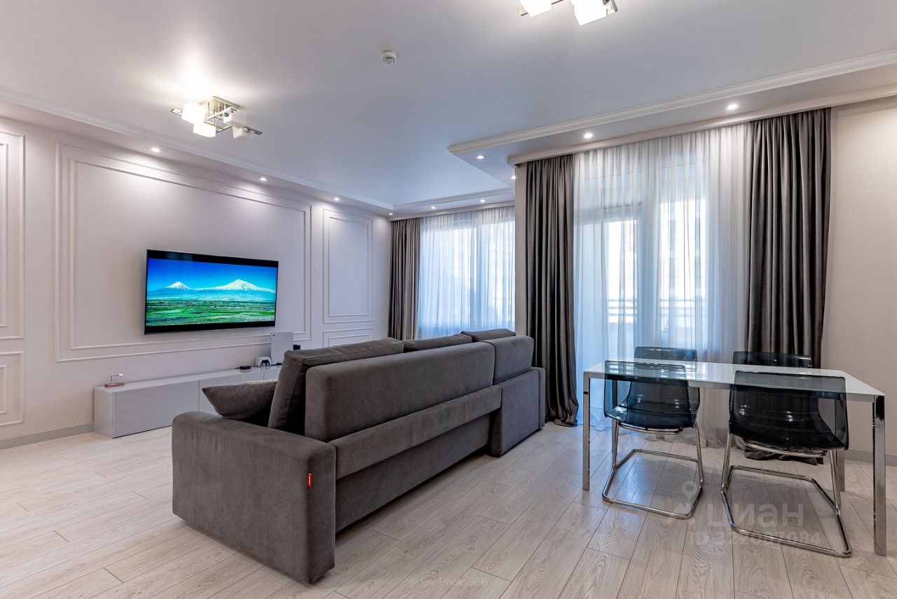 Продажа 2-комн квартиры на вторичном рынке Новолитовская улица, 10