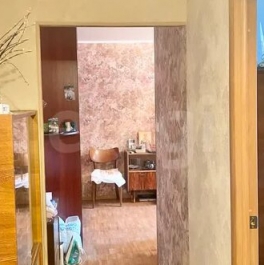 Продажа 2-комн квартиры на вторичном рынке ул Новосибирская,  д. 6,  к. 1