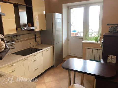 Продажа 1-комн квартиры на вторичном рынке ВНИИССОК, ул. Михаила Кутузова,  д. 3