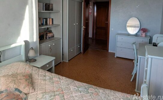 Продажа 3-комн квартиры на вторичном рынке улица Веденеева