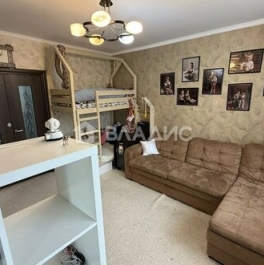Продажа 2-комн квартиры на вторичном рынке ул Академика Семёнова,  д. 15,  к. 1