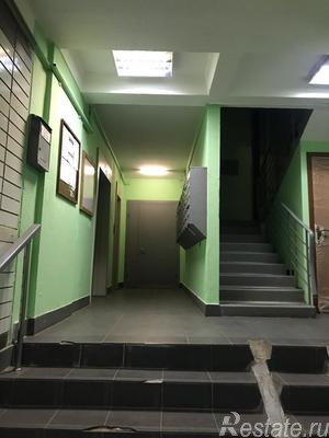 Продажа 2-комн квартиры на вторичном рынке Одинцово, Маршала Крылова б-р,  д. 18