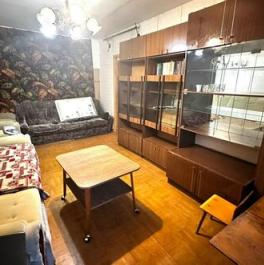 Продажа 2-комн квартиры на вторичном рынке Кириши, ул Советская,  д. 15