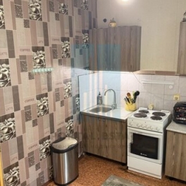 Продажа 3-комн квартиры на вторичном рынке ул Брусилова,  д. 17
