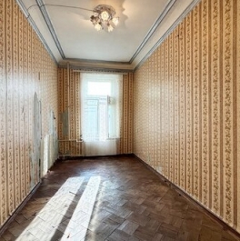 Продажа 3-комн квартиры на вторичном рынке Дегтярный пер,  д. 6