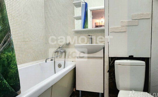 Продажа 1-комн квартиры на вторичном рынке ул Степана Шутова,  д. 6,  к. 1