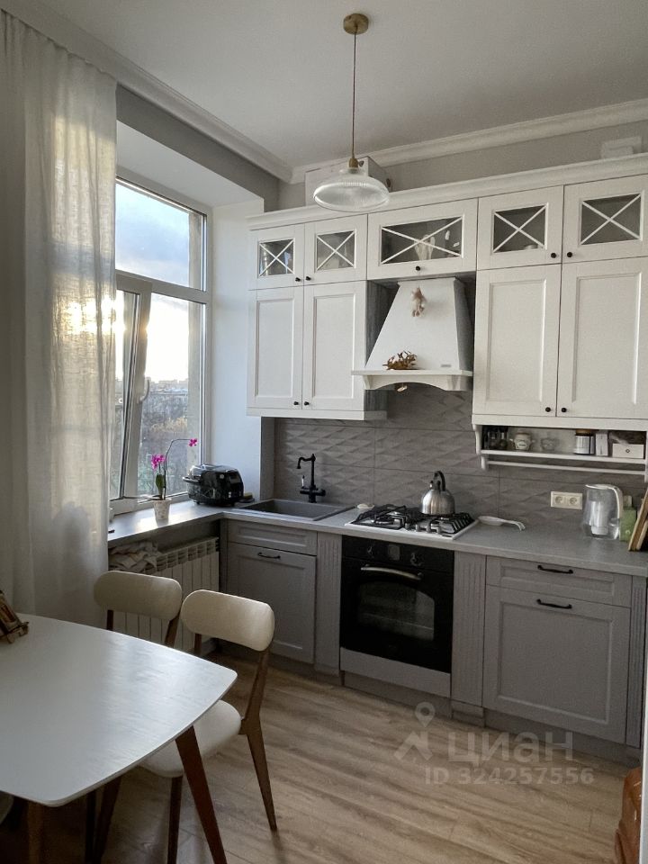 Продажа 2-комн квартиры на вторичном рынке улица Фрунзе,  д. 5