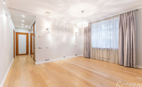 Продажа 5-комн квартиры на вторичном рынке Смоленский 1-й пер,  д. 17