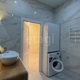 Продажа 2-комн квартиры на вторичном рынке Мосфильмовская улица