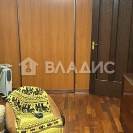 Продажа 2-комн квартиры на вторичном рынке Зверинецкая улица,  д. 12