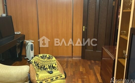 Продажа 2-комн квартиры на вторичном рынке Зверинецкая улица,  д. 12