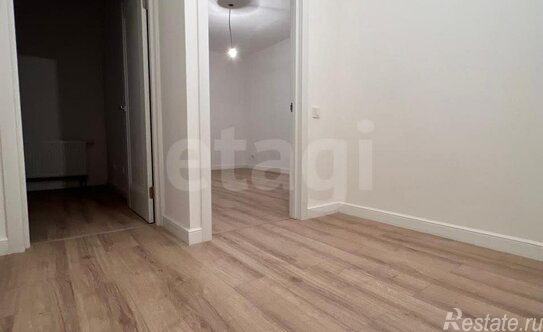 Продажа 1-комн квартиры на вторичном рынке улица Дыбенко,  д. 3 с1