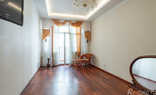 Продажа 2-комн квартиры на вторичном рынке Исполкомская улица,  д. 4-6