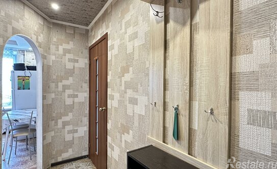 Продажа 1-комн квартиры на вторичном рынке Пограничника Гарькавого ул,  д. 34,  к. 1