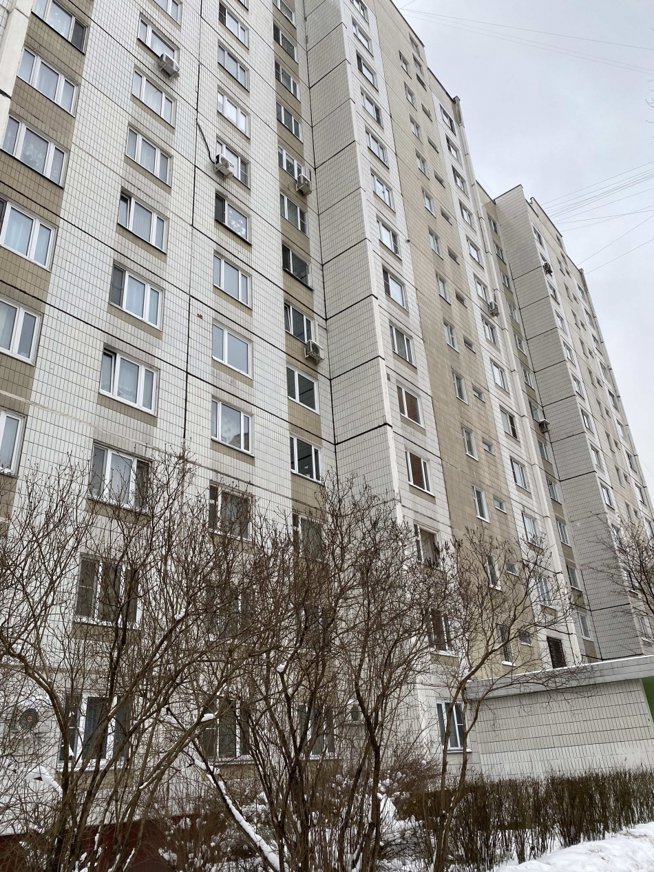 Продажа 1-комн квартиры на вторичном рынке Широкая улица,  д. 3 к4