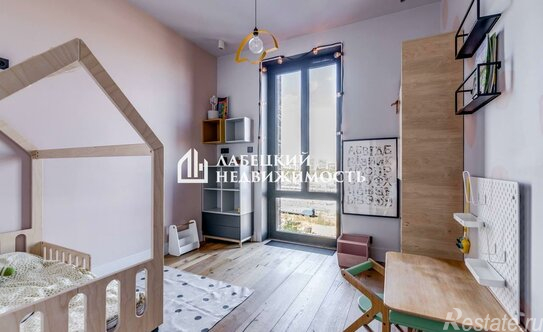 Продажа 3-комн квартиры на вторичном рынке ул Ходынская,  д. 10А,  к. 4