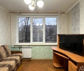 Продать Квартиры вторичка Будапештская улица  63 к1 