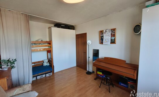 Продажа 2-комн квартиры на вторичном рынке улица Чичерина,  д. 2/9