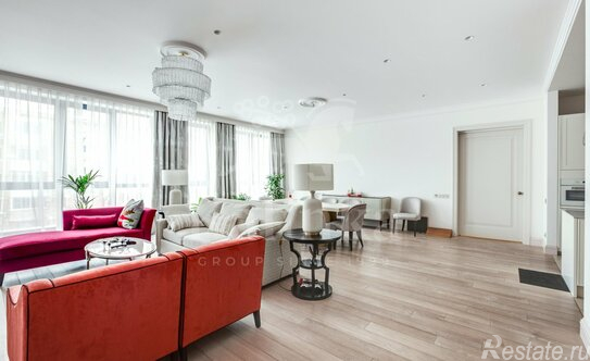 Продажа 4-комн квартиры на вторичном рынке Пироговская М. ул,  д. 8