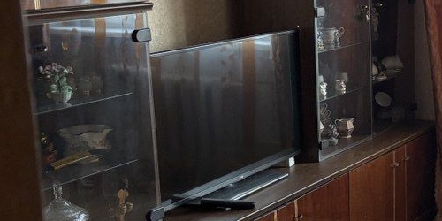 3-комн квартира улица Молостовых, 5