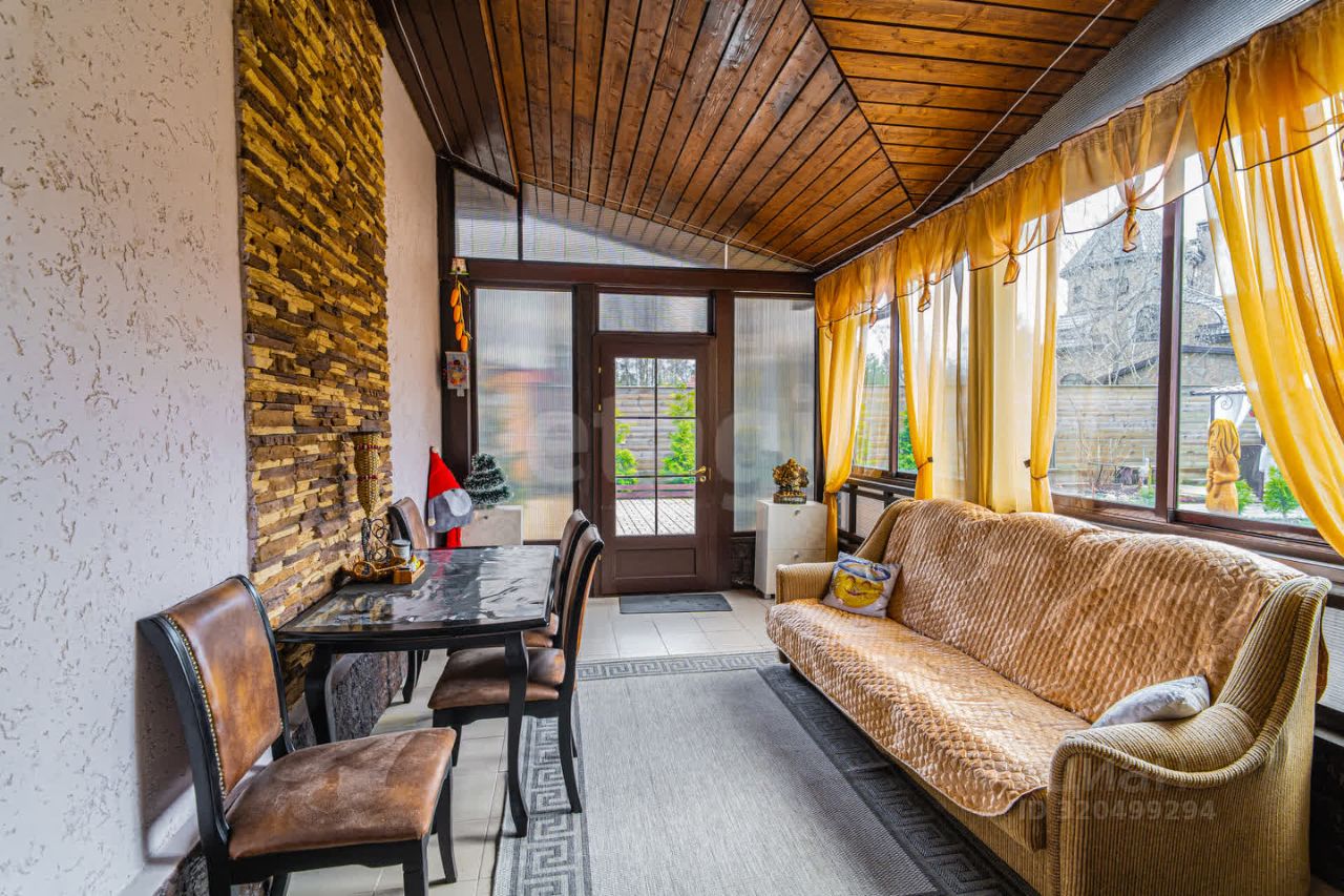 Продажа дома Рощино пгт, улица Красноармейская, 1