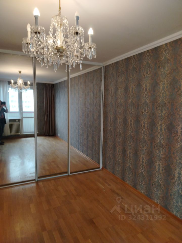 Продажа 1-комн квартиры на вторичном рынке Тайнинская улица, 17К1