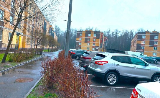 Продажа 1-комн квартиры на вторичном рынке Дальневосточный пр-кт,  д. 10 к1