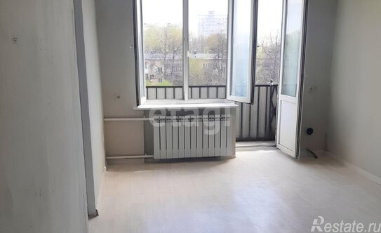 Продажа 3-комн квартиры на вторичном рынке 60-летия Октября пр-кт,  д. 16,  к. 1