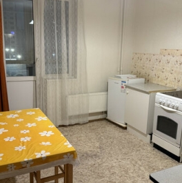 Продажа 1-комн квартиры на вторичном рынке Комендантский пр-кт,  д. 17 к1