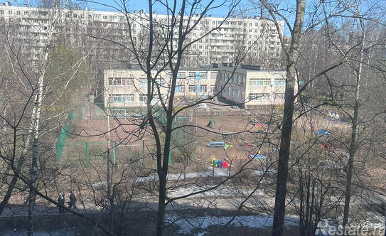 Продажа 2-комн квартиры на вторичном рынке улица Маршала Тухачевского,  д. 37