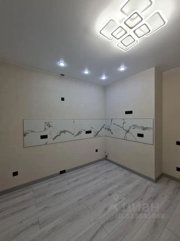 Продажа 1-комн квартиры на вторичном рынке с. Николо-Урюпино, улица Полковника Глазунова, 15