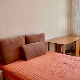 Продажа 2-комн квартиры на вторичном рынке улица Солдата Корзуна,  д. 26