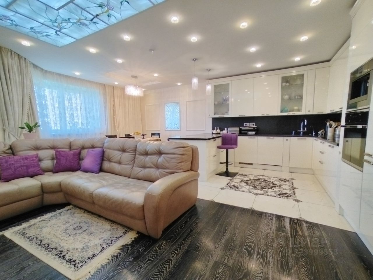 Продажа 4-комн квартиры на вторичном рынке Кронштадтский бульвар, 49к1