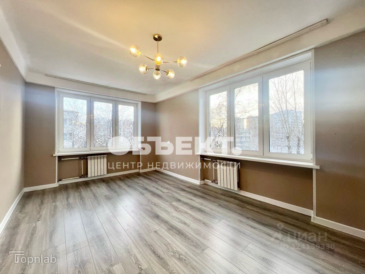 Продажа 2-комн квартиры на вторичном рынке проспект Маршала Жукова, 72К4